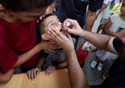 وزير الصحة: انطلاق الجولة التعزيزية الثالثة من حملة التطعيم ضد شلل الأطفال