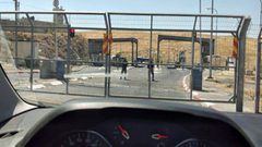 قوات الاحتلال تغلق حاجز الكونتينر شمال شرق بيت لحم