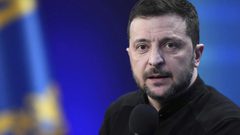 زيلينسكي مستعد للتنحي فوراً مقابل انضمام أوكرانيا إلى الناتو