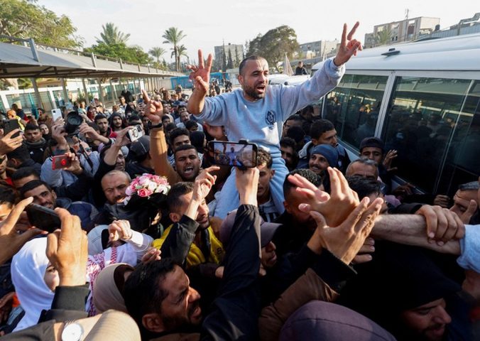 حماس: لا حديث مع إسرائيل عبر الوسطاء قبل الإفراج عن الأسرى الفلسطينيين