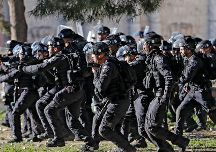 20 أسيرا وأسيرة من محرري الصفقة يتهددهم الترحيل عن القدس