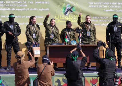 حماس: ضمان الإفراج عن باقي الرهائن هو إنهاء الحرب والانسحاب وإعادة الإعمار