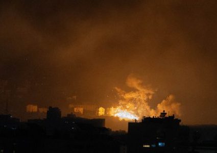 شهيدان ومصابان بقصف إسرائيلي عند الحدود اللبنانية السورية