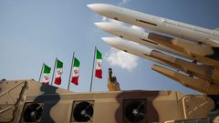 إيران ترفع حالة التأهب حول منشآتها النووية: "ننتظر هجوما كل ليلة"