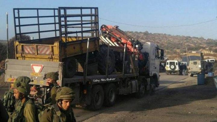 الاحتلال يستولي على شاحنة شرق نابلس
