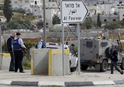 قوات الاحتلال تقتحم مخيم الفوار جنوب الخليل