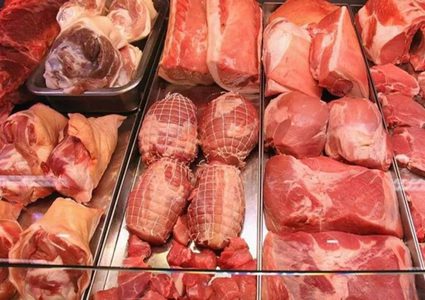 حماية المستهلك تطالب بضبط أسعار اللحوم وتدعو لمقاطعة التجار المخالفين