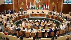 البرلمان العربي يدين قرار الاحتلال وقف إدخال المساعدات الإنسانية لقطاع غزة
