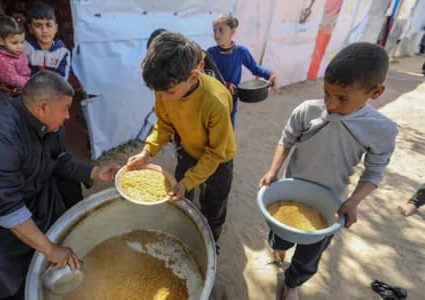 نتنياهو: لا مزيد من الغذاء المجاني في غزة