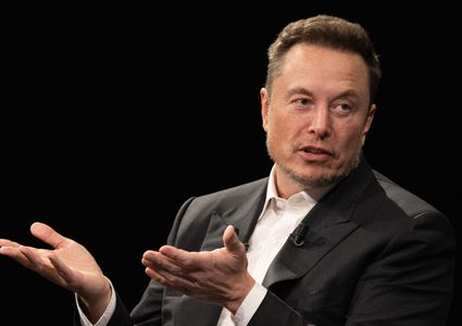 إيلون ماسك يؤيد انسحاب الولايات المتحدة من الناتو