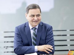 الإطاحة بسمير حليلة من مجلس إدارة بورصة فلسطين: هل سعى لقيادة غزة؟