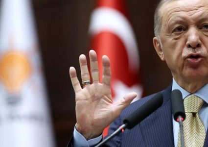 أردوغان: مسؤولو "إسرائيل" يلعبون بالنار عبر استهداف الأقصى