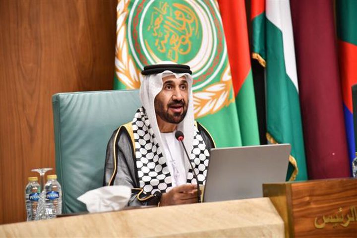 رئيس البرلمان العربي يشيد بمخرجات القمة العربية الطارئة