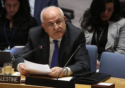 منصور يبعث رسائل متطابقة لمسؤولين أممين بشأن مواصلة الاحتلال ارتكاب الجرائم