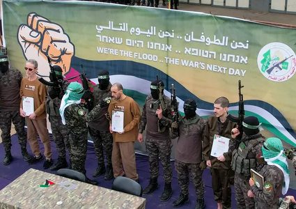 الخارجية الأميركية تلتزم بإعادة جميع الأسرى من غزة