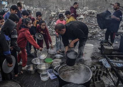 خبراء أمميين: إسرائيل تعمد إلى "عسكرة المجاعة" في غزة