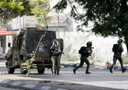 قوات الاحتلال تقتحم مخيم الفارعة جنوب طوباس