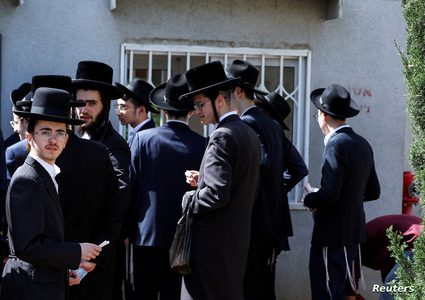 جيش الاحتلال يستعد لإرسال 14 ألف أمر تجنيد جديد لشباب من الحريديم