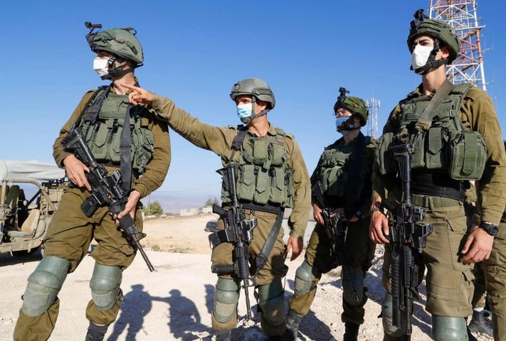 وزير جيش الاحتلال الأسبق : الحرب أخرجت 15 ألف جندي إسرائيلي من الخدمة العسكري