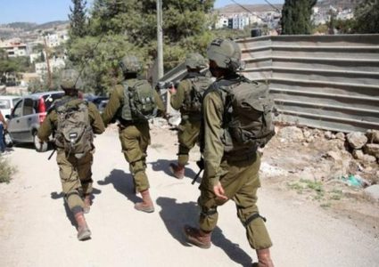 الاحتلال يقتحم بلدة عرابة جنوب جنين ويشن حملة اعتقالات واسعة