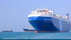 الحوثيون يحظرون السفن الإسرائيلية حتى فتح معابر غزة