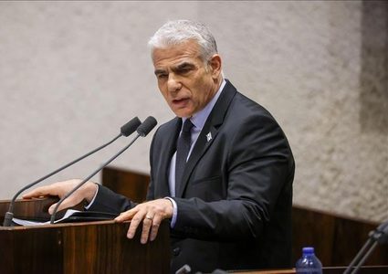 لابيد: وقف الحرب له ثمن سياسي ونتنياهو لا يريد دفعه