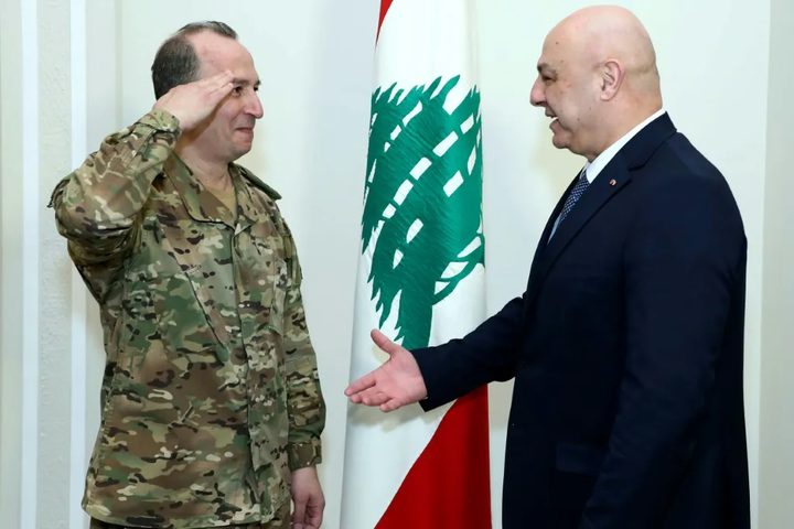 لبنان يعيّن العميد رودولف هيكل قائدا جديدا للجيش ويقر تطويع 4500 جندي