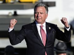 أكسيوس: ويتكوف يقدم مقترحاً مُحدّثًا لتمديد وقف إطلاق النار بغزة:بانتظار رد حماس