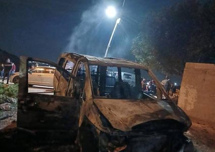 مستوطنون يحرقون 3 منازل ومركبتين في دوما جنوب نابلس