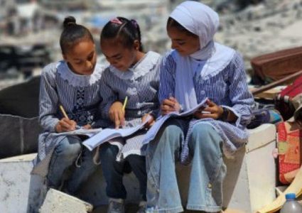 الأونروا: افتتحنا 130 مقرا مؤقتا بغزة لتعليم نحو 47 ألف طفل