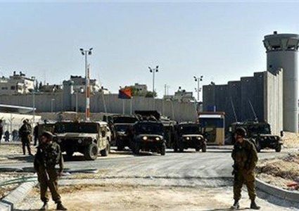 إصابة شاب برصاص الاحتلال عند حاجز قلنديا شمال القدس