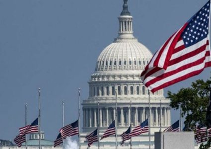 أمريكا ترحل طبيبة لبنانية بعد العثور بهاتفها على صور لشخصيات في حزب الله