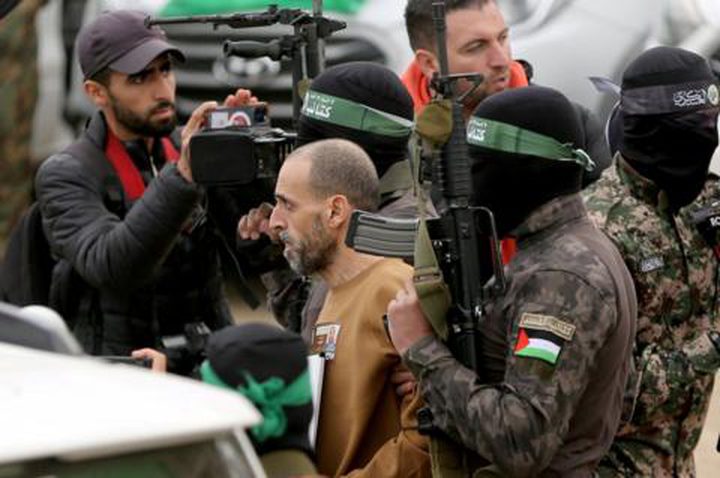 رهائن إسرائيليون محررون من غزة: استئناف الحرب يهدد حياة الرهائن