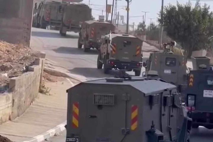 الاحتلال يواصل اقتحام بلدة سلواد ويعتقل مواطنا ويداهم عشرات المنازل