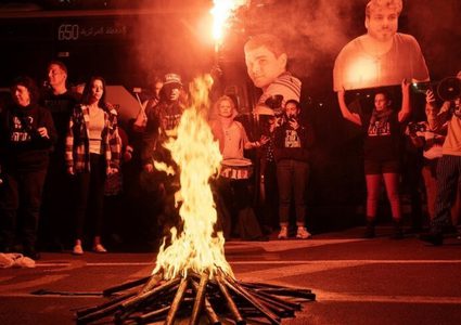 أهارون باراك: إسرائيل تنزلق إلى حرب أهلية