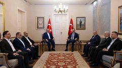 وفد من حركة حماس يلتقي بوزير الخارجية التركي في أنقرة