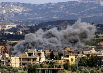 الاحتلال يقصف بلدات جنوب لبنان