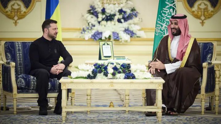 وسط التصعيد.. الأنظار تتجه إلى محادثات السعودية بين روسيا وأوكرانيا