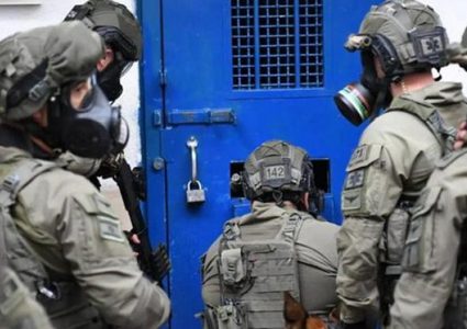 نادي الأسير: تصاعد الجرائم الطبية بحق المعتقلين وانتشار مرض الجرب بينهم