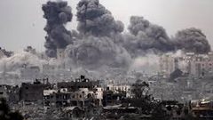 4 شهداء إثر قصف إسرائيلي استهدف المواطنين وسط مدينة غزة