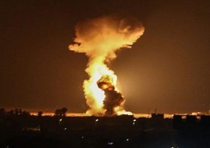 قصف إسرائيليّ يستهدف مقرّين عسكريين قرب دمشق