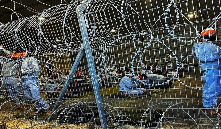 "هيئة الأسرى" تحذر من استغلال بعض المحامين أهالي المعتقلين في سجون الاحتلال