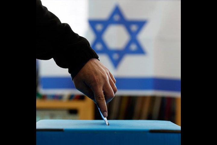 استطلاع: 55.7% من الإسرائيليين يطالبون بإجراء انتخابات في أقرب وقت