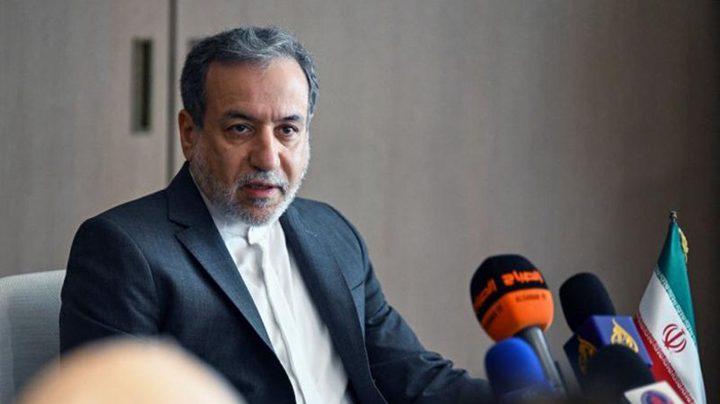 عراقتشي: طهران مستعدة للتفاوض غير المباشر مع واشنطن