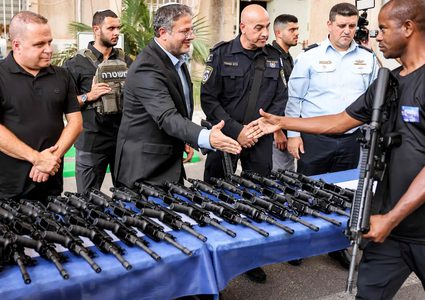 فوضى سلاح بن غفير: تضاعف عدد التراخيص وجدل حول الرقابة