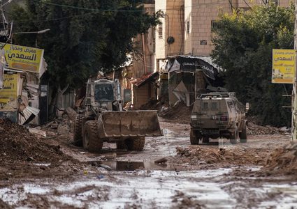 الاحتلال يفجر منزلا في مخيم جنين خلال عدوانه المستمر منذ 78 يوماً