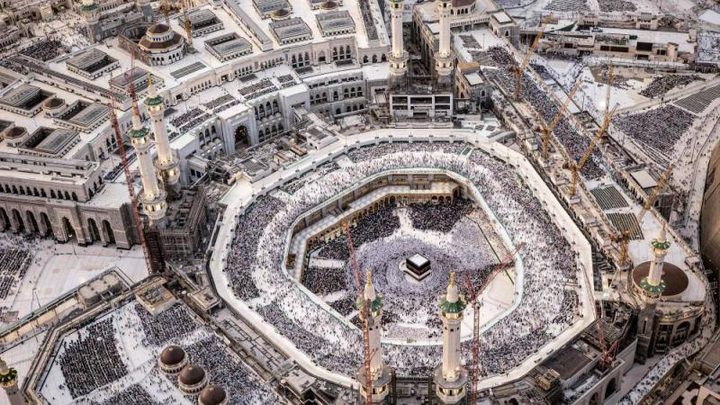 وزارة الحج والعمرة السعودية تحذر من التعامل مع القنوات غير الرسمية لأداء المناسك