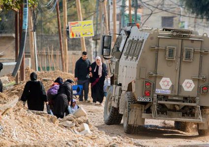 الاحتلال يهدم منازل في حي الدمج بمخيم جنين