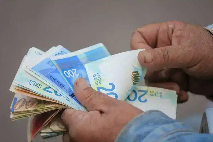 انهيار الشيكل ...الدولار واليورو عند أعلى مستوى
