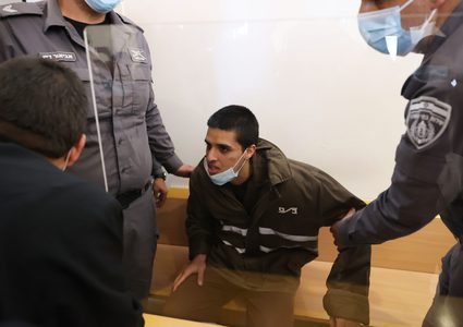 أحمد مناصرة حرّ بعد اعتقال دام تسع سنوات ونصف